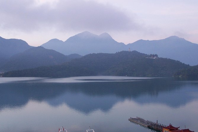 1 day tour Sun Moon Lake from Taichung - Temples, pagoda, villages, and Ita Thao