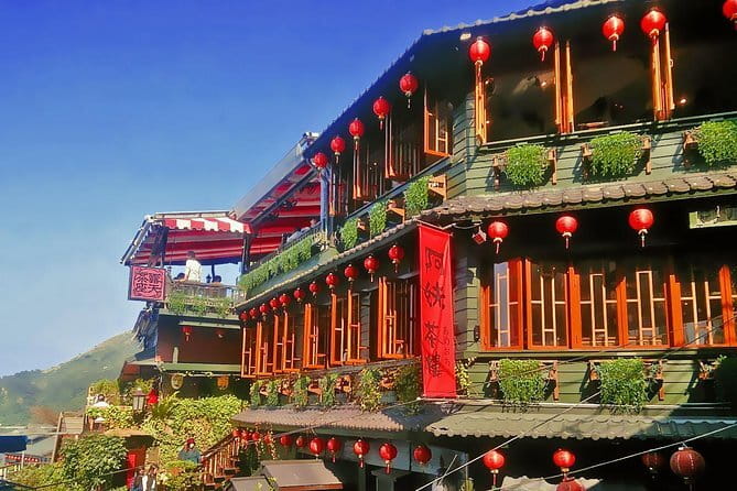 6 Hours Private Charter from Taipei in Shifen and Jiufen - Jiufen’s Lanes, Snacks, and Views Toward Keelung Port