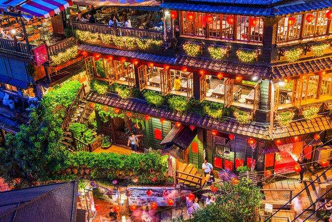 7-Hour Jiufen Night View, Shifen Waterfall & Raohe Market Tour - Raohe Night Market: an easy finish with no guide