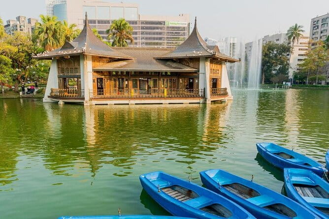 Alishan One Day Tour from Taichung - Alishan Forest Recreation Area is the main event