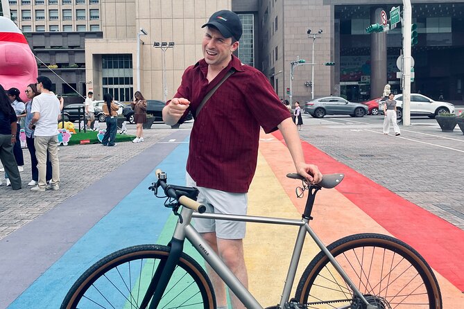 Best E-bike Cycling Tour in Taipei - Includes Local Food & Drinks - Everyday Taipei at Hulin Traditional Market