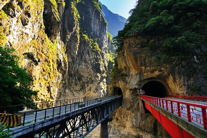 Best of Taiwan 9 Days Tour - Tainan’s Dutch fort and Kaohsiung’s golden Buddha