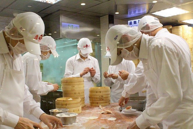 Dinner at Din Tai Fung with Luxury Chinese Massage Treatment - Why the spa stop works well before dinner