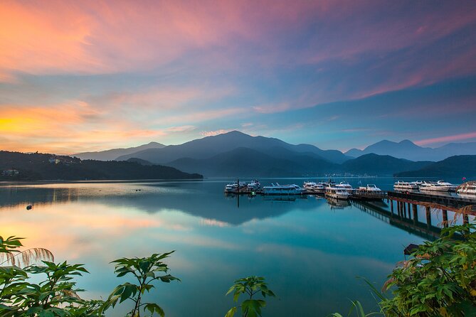 Exclusive 3-Day Sun Moon Lake & Alishan Private Tour - Food, lodging, and what you pay for