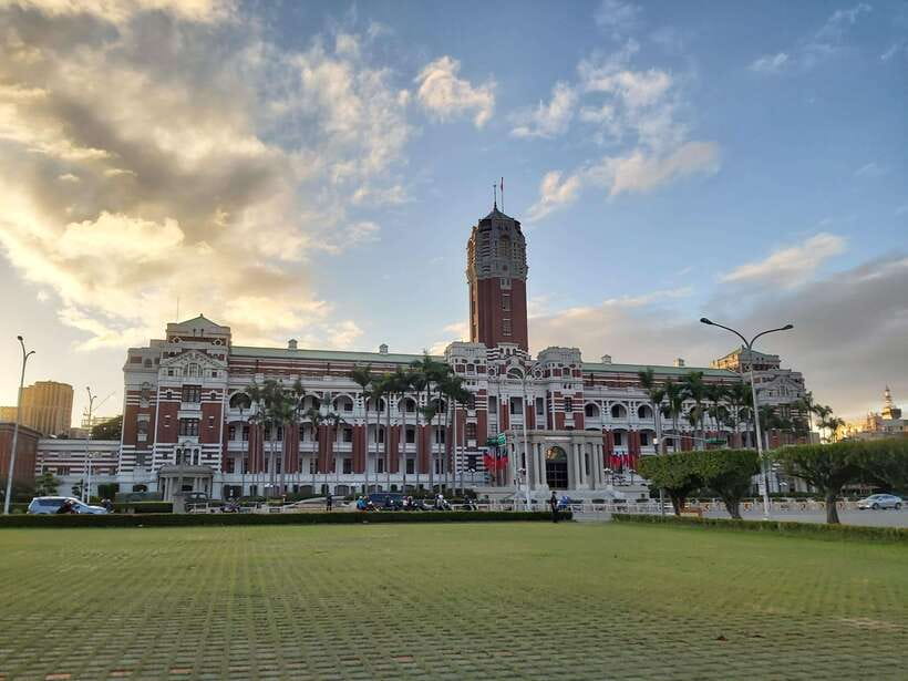 From Keelung: Private Taipei City Landmarks Shore Excursion - Should you book it?