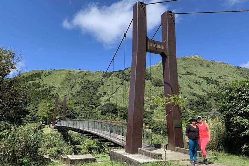 From Taipei: Beitou & Yangmingshan Private Day Tour - Beitou Hot Spring Museum and Taipei Public Library