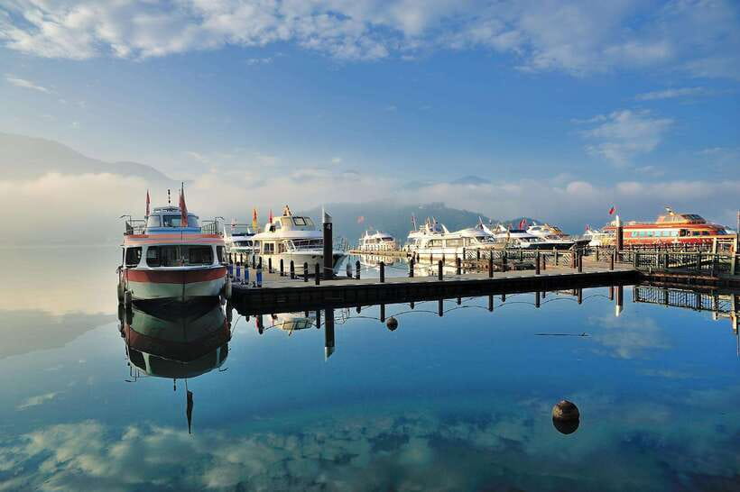 From Taipei City: 3-Day Sun Moon Lake & Alishan Private Tour - Hinoki Village and Taichung on the return