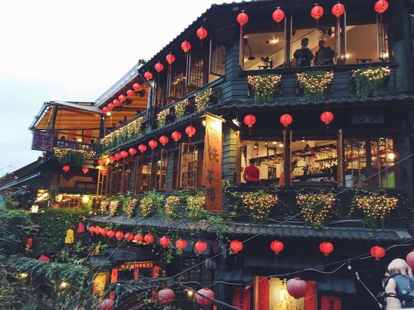 From Taipei: Private Scenic Tour to Jiufen, Yehliu & Pingxi - The A-Mei Tea House choice