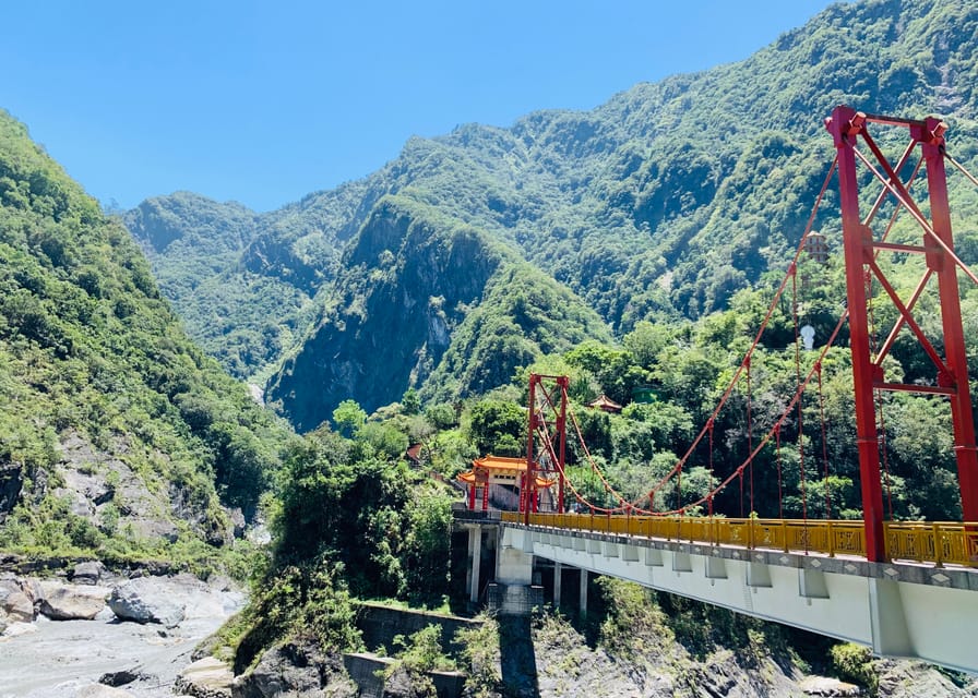 From Taipei: Taroko Gorge Private Tour - Cimu Bridge and its unusual stone symbols