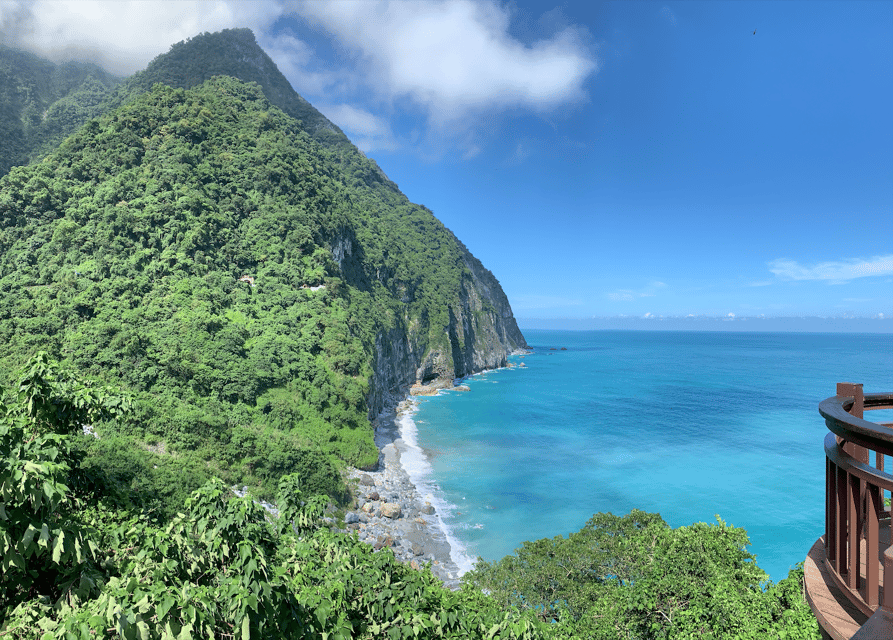 From Taipei: Taroko Gorge Private Tour - Qixingtan Beach and the Pacific finale