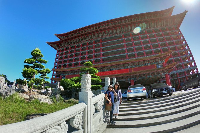 Full-Day Private Custom Taipei City Tour - Elephant Mountain finishes with Taipei’s best free view