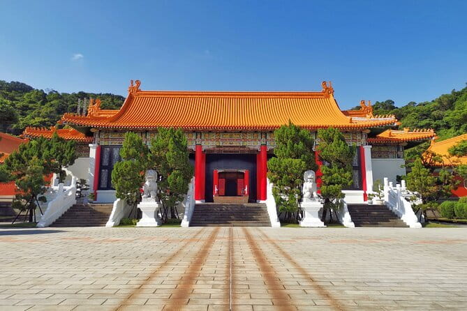 Full Day Private History Tour in Taipei City - National Revolutionary Martyrs’ Shrine and the changing guard