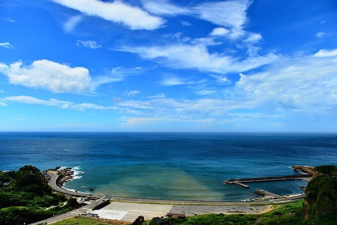 Full-Day Private Tour in Northern Taiwan - Yehliu Geopark and its odd coastal rocks