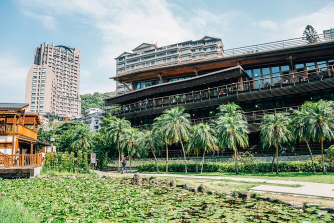Full-day Tour in Yangmingshan & Beitou from Taipei (Small Group) - The Flower Clock and a quiet pond stop