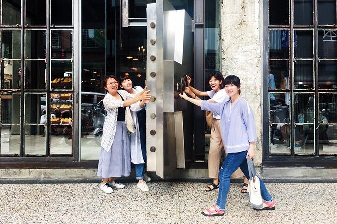 Guided Historical Tour in Taichung with Suncake DIY Experience - Making sun cakes at the Taiwan Sun Cake Museum