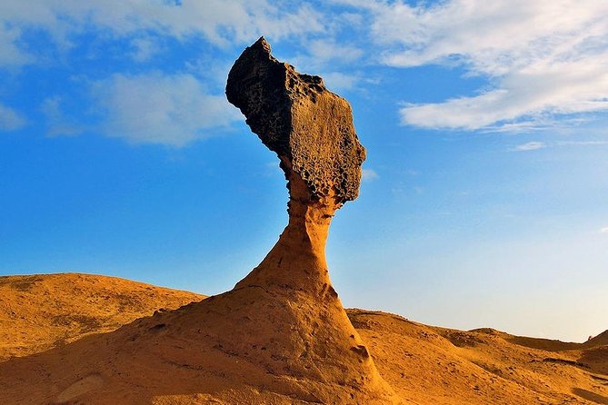 Half Day Private Tour to Yangmingshan National Park and Yehliu Geopark - What $105 per person really buys