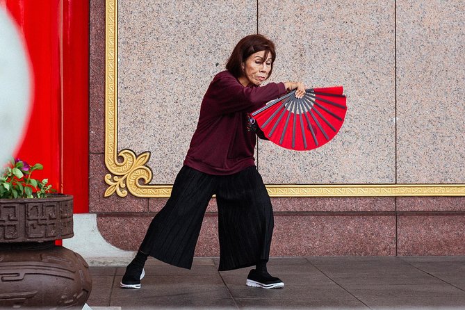Highlights & Hidden Gems With Locals: Best of Taipei Private Tour - Bao’an Temple and the stories inside