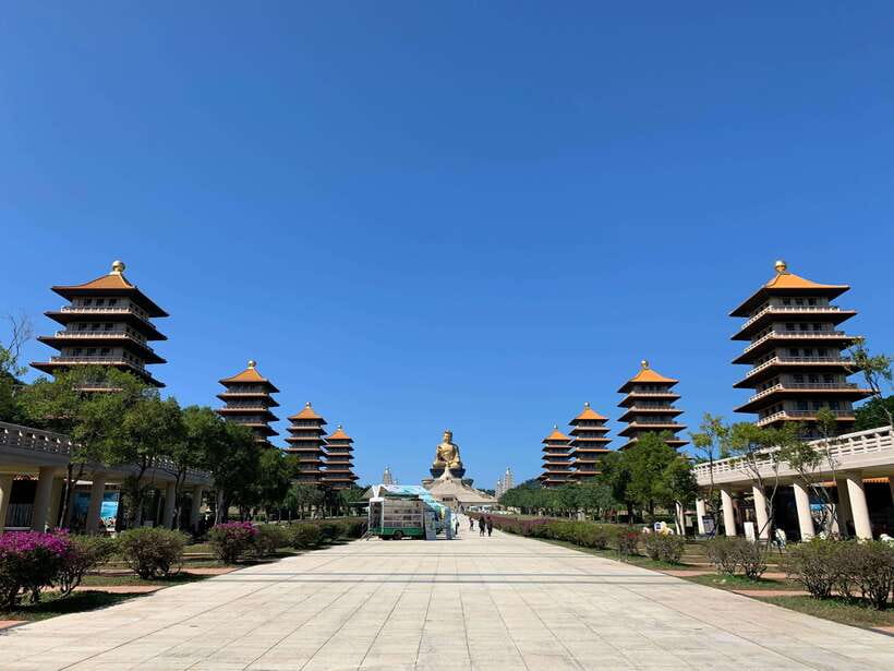 Kaohsiung: Private City Tour with Fo Guang Shan Museum - Why Fo Guang Shan deserves the long morning