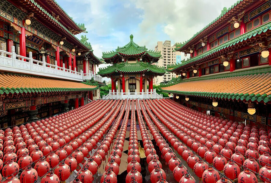 Kaohsiung Private Tour - Discover Local Hidden Gems - Old Kaohsiung, temples, and local customs