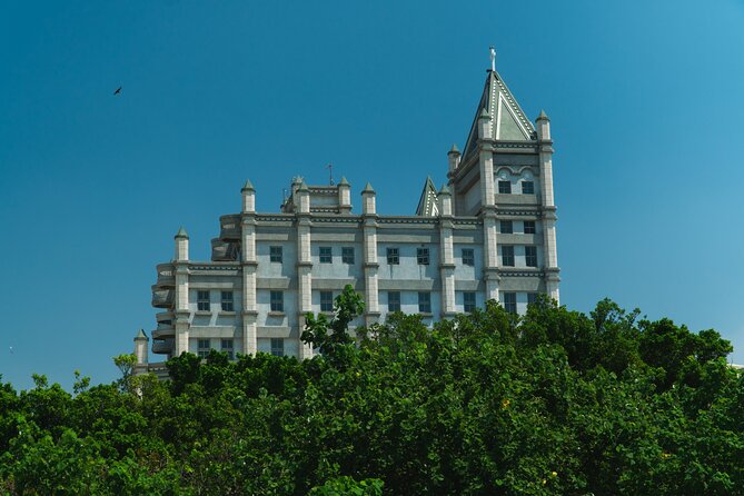 Kaohsiung Private Walking Tour with a Local - Choosing between a quick two-hour orientation and a six-hour outing