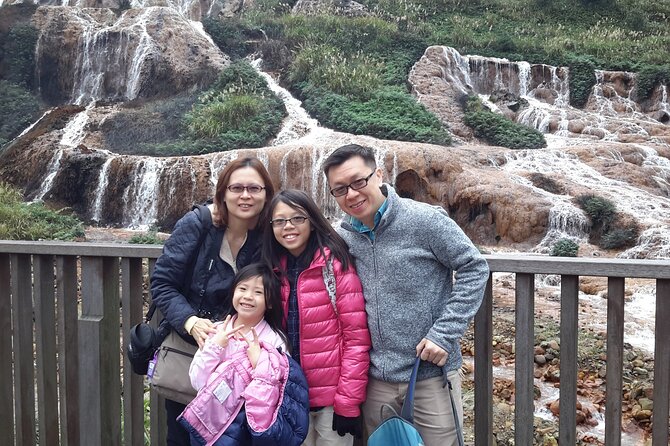 Keelung port pick up day tour ( private group) - What the driver-guide service is really like