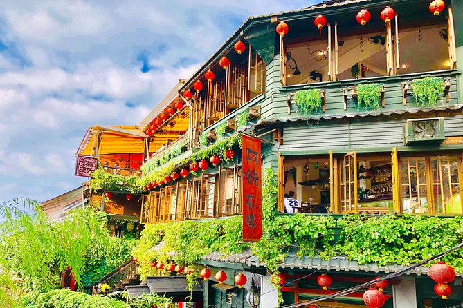 One-day private chartered car tour in Taipei: Yehliu, Jiufen, Pingxi, North Coast popular attractions with chartered car, professional Chinese/English driver - Jiufen Old Street: tea houses, snacks, and steep lanes
