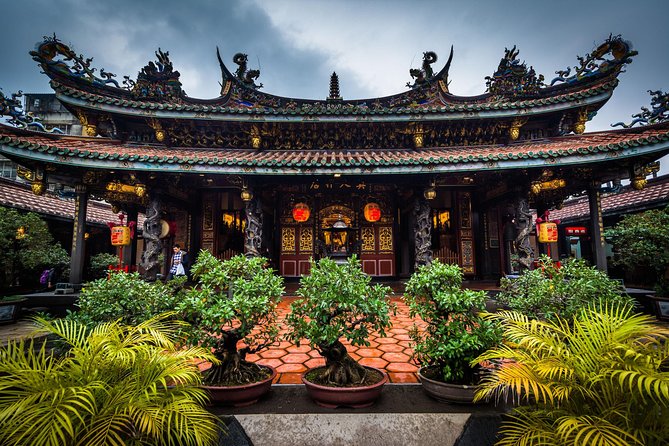 Private Car: 8 Hour Highly Customized Taipei City Exploration! - Confucius Temple offers a quieter pause