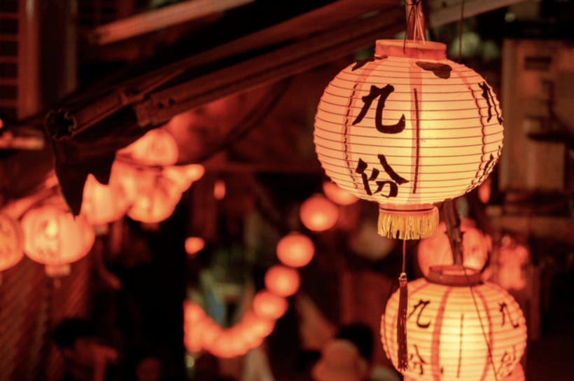 Private Full-Day Northern Taiwan Tour by Car from Taipei - What the driver-guide adds