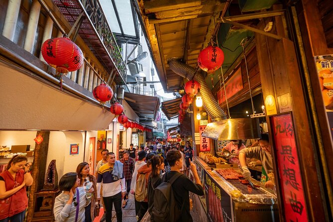 [Private] Jiufen Village & Shifen Town from Taipei with Pickup - Who will get the most from this day