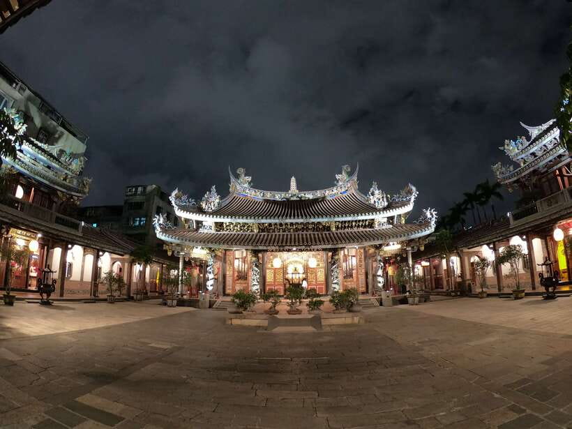 Private Night Tour: Taipei City Highlights - Key points at a glance