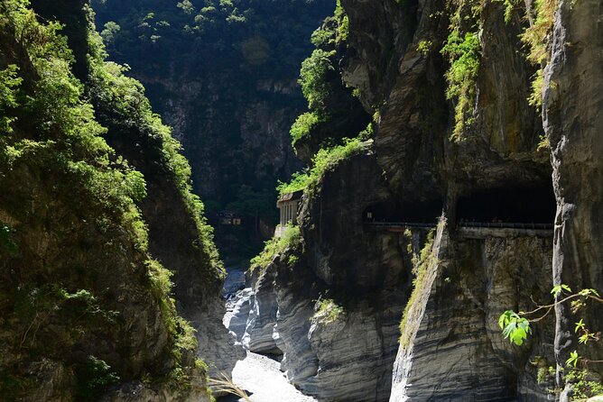 Private Taroko Gorge Day Tour from Hualien with Local Expert - Qixingtan, where the mountains meet the sea