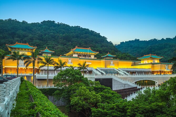Private Tour: Taipei Timeless Treasures Tour (The Best of Taipei) - A full day built around Taipei’s greatest hits