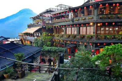 Private Tour to Jiufen, Yehliu Geopark, and Pingxi