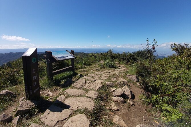 Private Yangmingshan National Park Hiking Day Tour from Taipei - Lengshuikeng and the upper park
