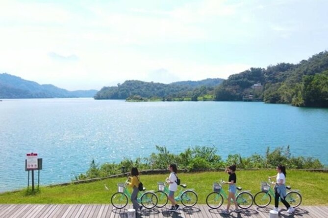 Round Trip Sun Moon Lake Private Tour from Taipei - Ci’en Pagoda for the clearest panorama