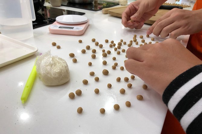 Street Food Cooking Class in Taipei : Gua Bao/Lu Rou Fan/Boba Tea - Who should book this class?