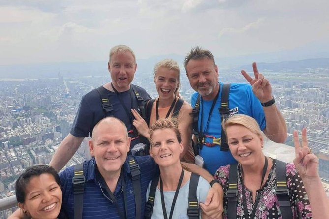 Taipei 101 Top Floor Tour and Dinner at Din Tai Fung - Booking details that can affect your day