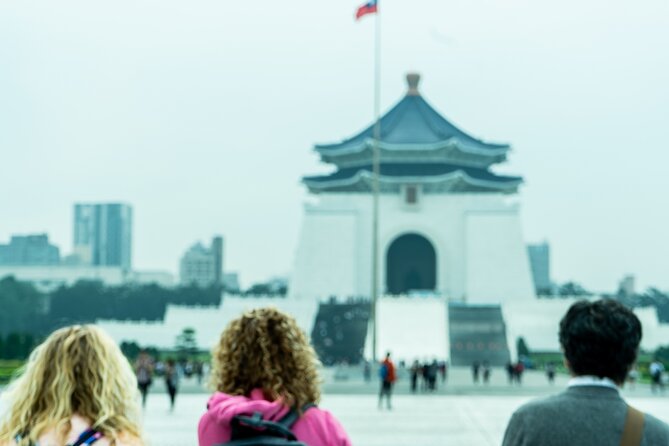 Taipei: Book A Private Local Host For 6 Hrs Customized Experience - Why a private host works well in Taipei