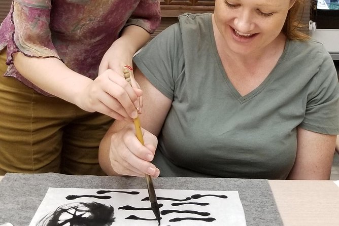 Taipei Calligraphy Workshop (DIY incl.) - Tea, conversation, and the pace of the room