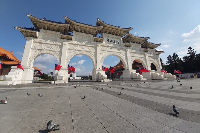 Taipei City Morning Tour with National Palace Museum entry - Timing, transport, and the cost of convenience