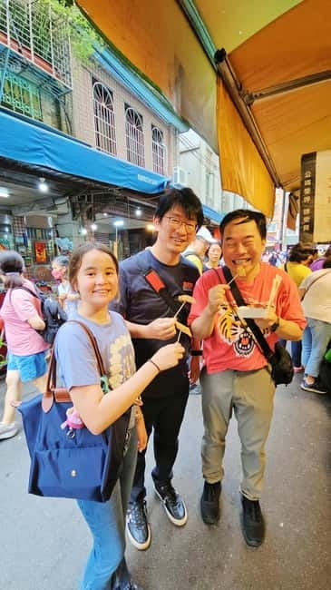 Taipei: Cooking Class & Market Adventure Historic Dadaocheng - The Dadaocheng Walk Adds Context to Lunch