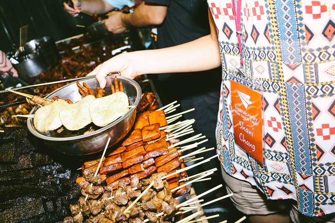 Taipei Food Tour: Night Market & Convenience Store(Food Included) - Starting beside Longshan Temple station
