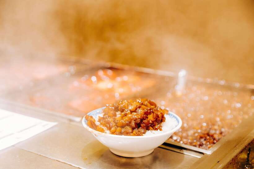 Taipei: Food Tours w/ Top 10 Taiwan Food (Breakfast/Dinner) - Choosing between Dihua Street breakfast and a night-market dinner