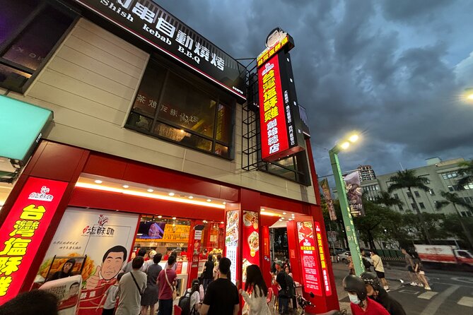 Taipei Foodie and History Walking Tour - Starting at Beimen Station and the Taipei Railway Department