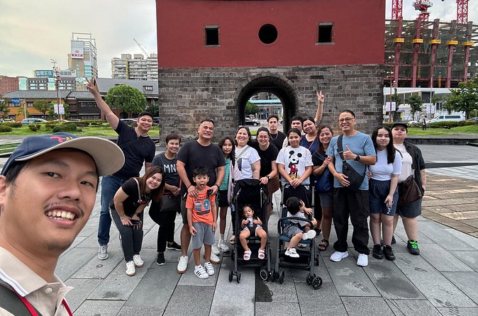 Taipei Foodie and History Walking Tour - Who will enjoy this Taipei evening walk