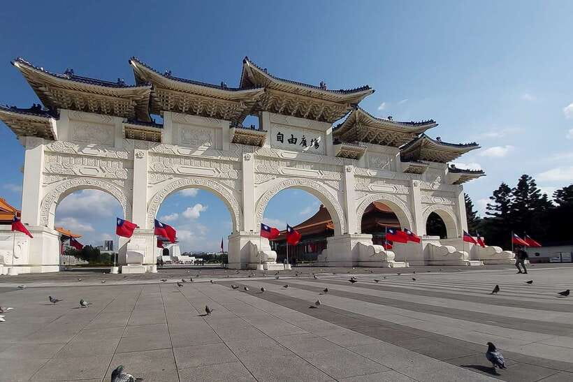Taipei: Morning City Tour with National Palace Museum Entry - Who should book this Taipei city tour?