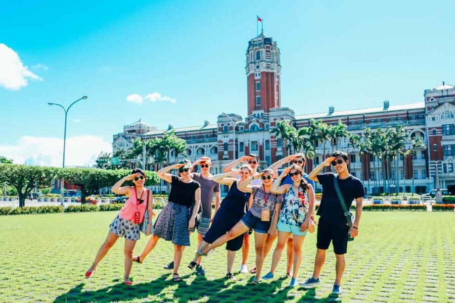 Taipei: Old Town Walking Tour - Key points at a glance