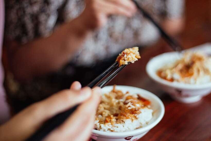 Taipei: Private Food Tour – 10 Tastings with Locals - Ten tastings, with plenty of variety