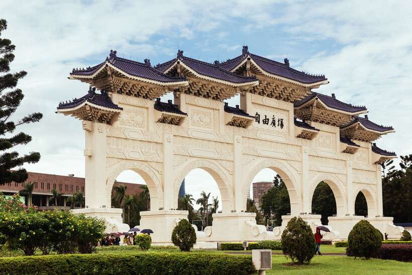 Taipei: Private Tour with Locals – Highlights & Hidden Gems - Who will enjoy this Taipei tour most