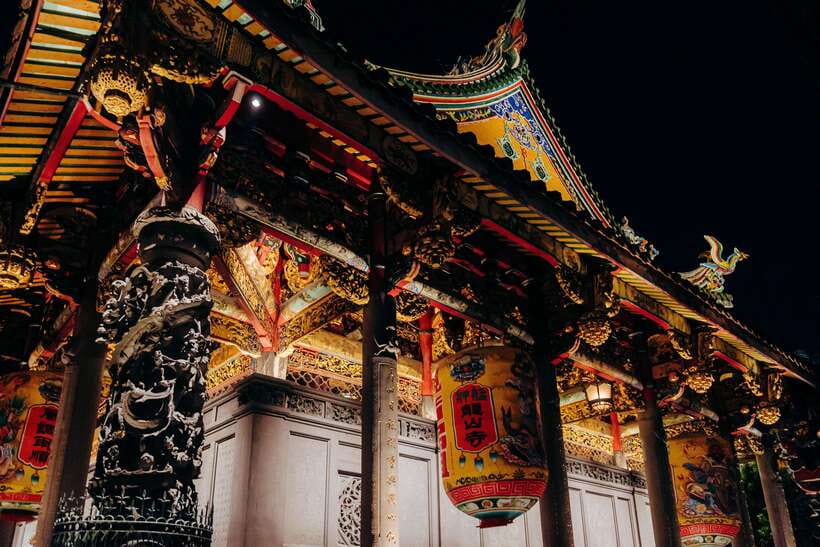 Taipei's Origin & Longshan Temple - Taiwan Cultural Tour - Is the $1 price really a bargain?